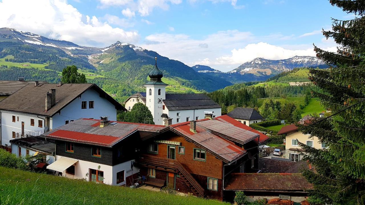 Tauglerei Appartement Enzian In Den Zauberbergen Sankt Koloman Buitenkant foto