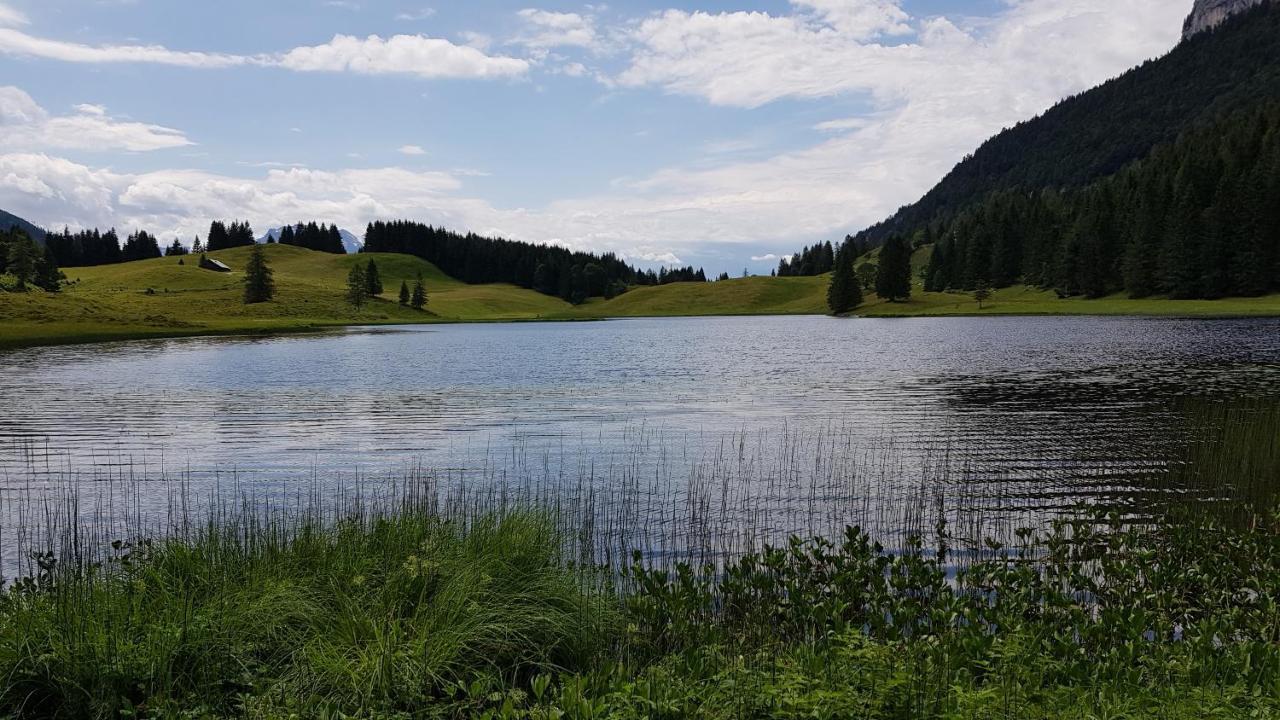 Tauglerei Appartement Enzian In Den Zauberbergen Sankt Koloman Buitenkant foto